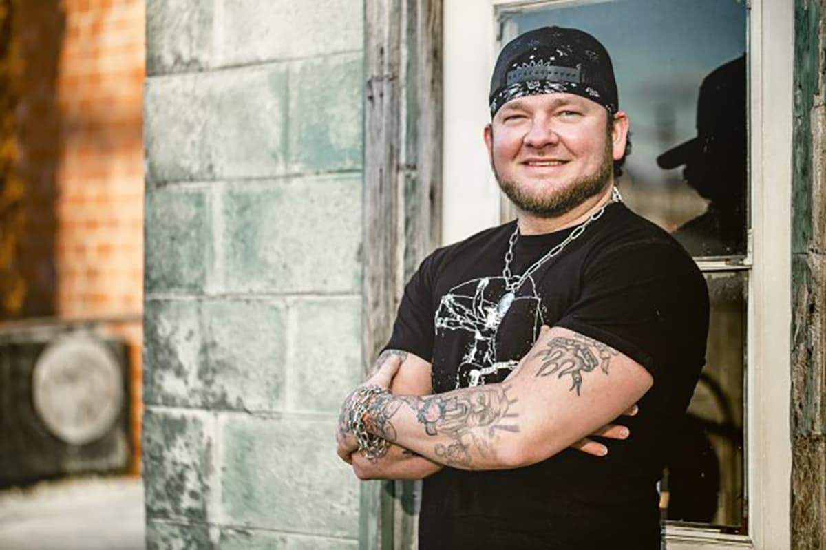 Stoney LaRue