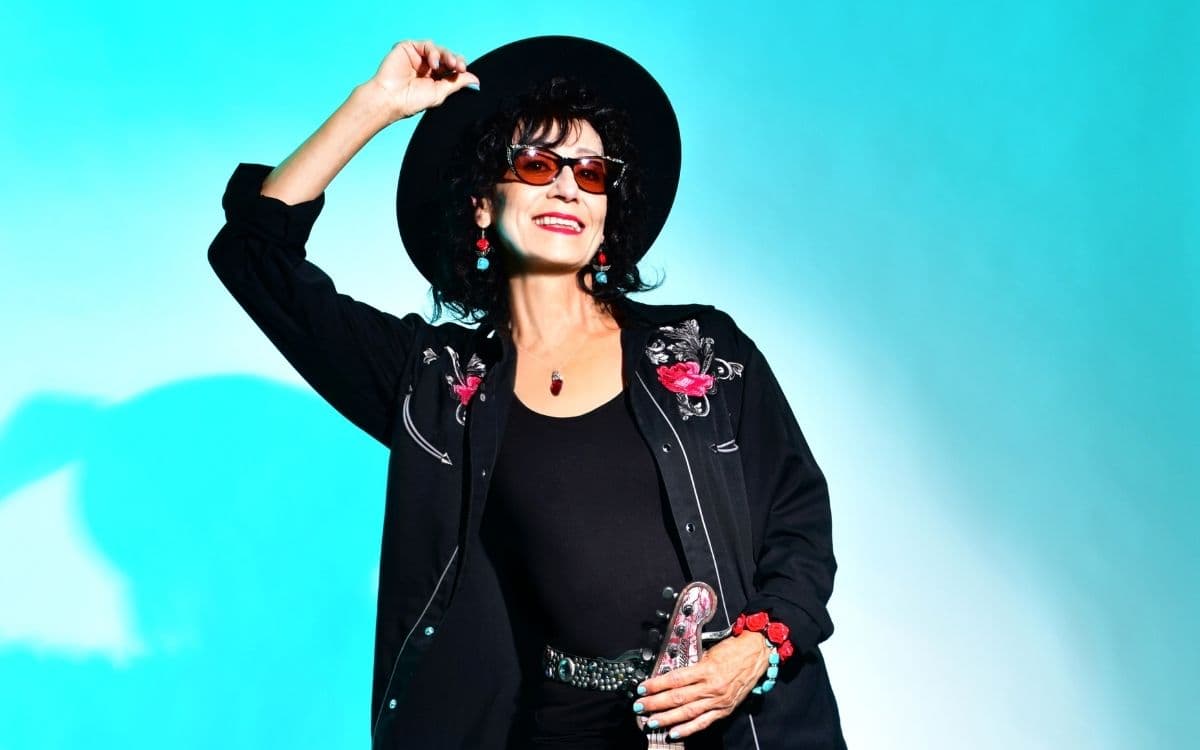 Rosie Flores & The Talismen