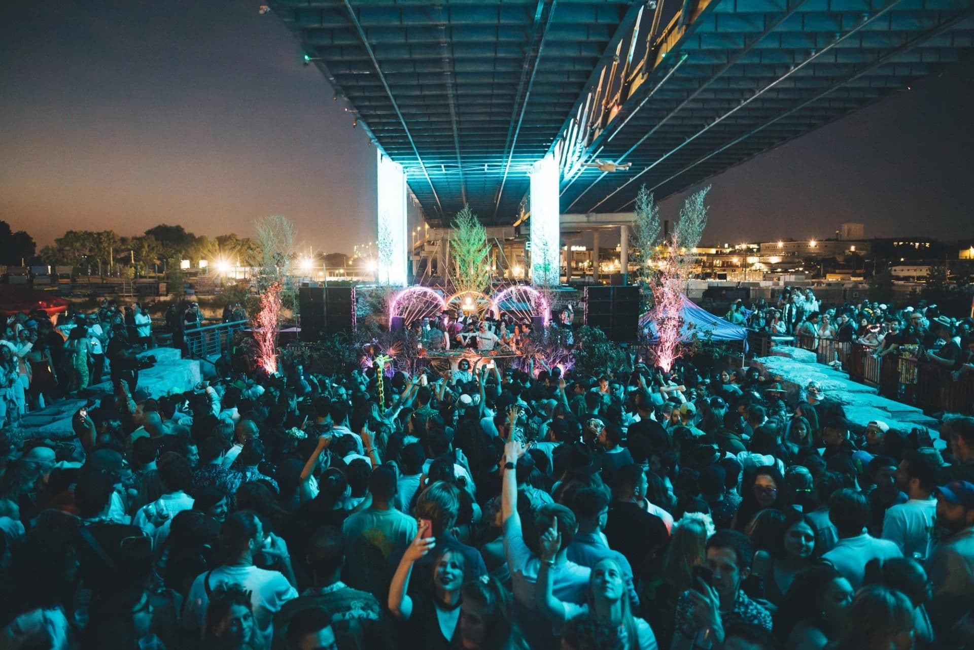 Under The K Bridge Park