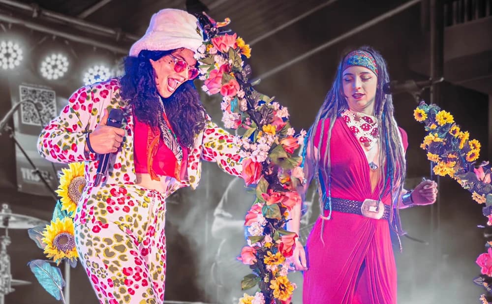 Beebs and Her Money Makers